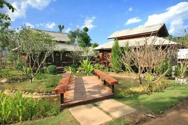 Montri Garden House