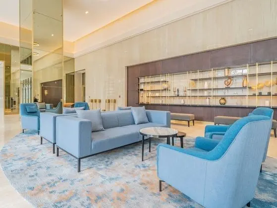 Monty - Downtown Stylish Condo With Beautiful City Views - Lobi