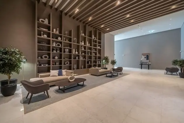 Monty - Incredible Views From This Classy Apt With Terrace - Lobi