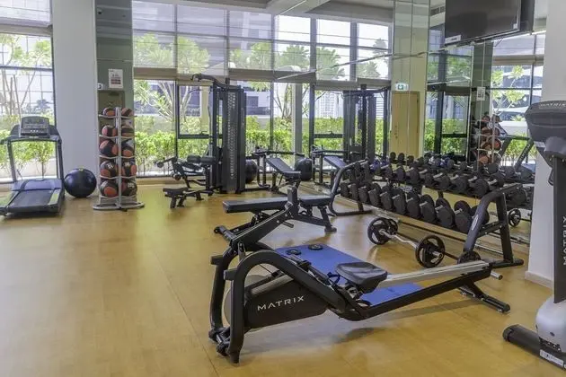 Monty - Luxury Meets Comfort Apt With Panoramic City View - Fitness