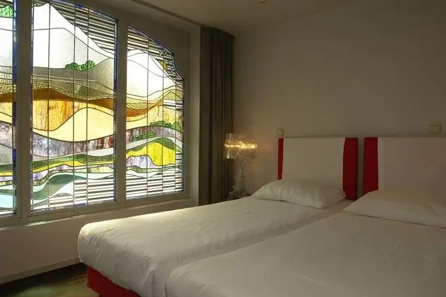 Monty Small Design Hotel - Oda