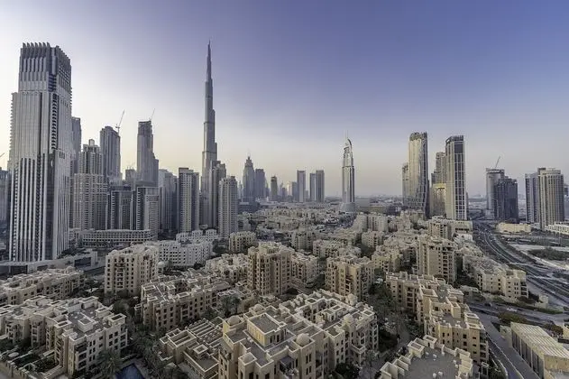 Monty - Spacious Art Deco Apt with Burj,Canal Views