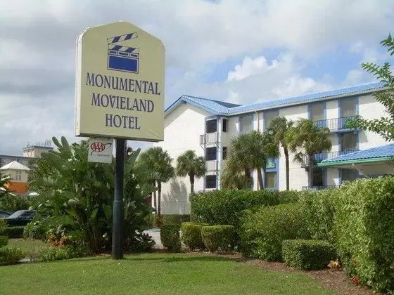 Monumental Movieland