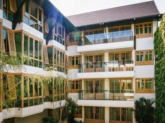 Moon Dragon Hotel - Dış Mekan