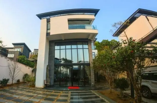 Moon River European Style Villa - 1