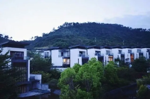 Moon River Villa No 5