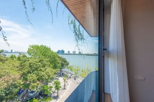 Moon westlake Apartment