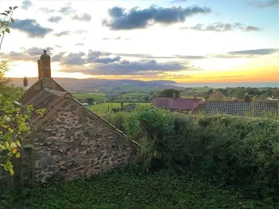 Moonfleat Cottage West Quantoxhead - Oda