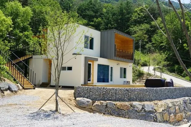 Moonlight Village Pension