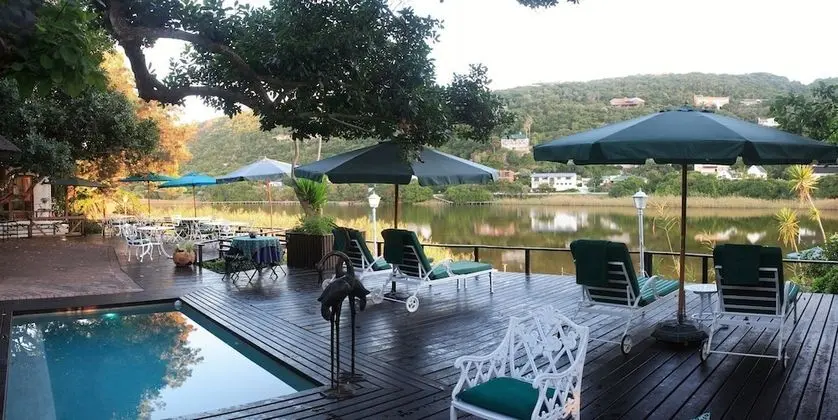 Moontide Guest Lodge - Havuz