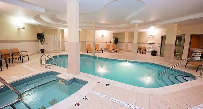 Moore Suites - Salter's gate - Havuz