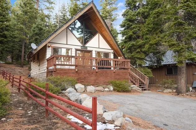 Moose Cabin at Carnelian Bay