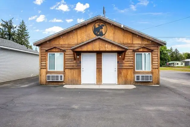 Moose Inn - Dış Mekan
