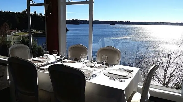 Moose Lodge Estate - Öne Çıkan Resim