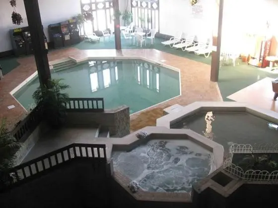 Moosejaw Inn - Havuz