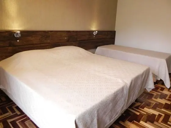 Hotel Mór