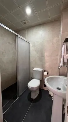 Mor Salkım Konağı