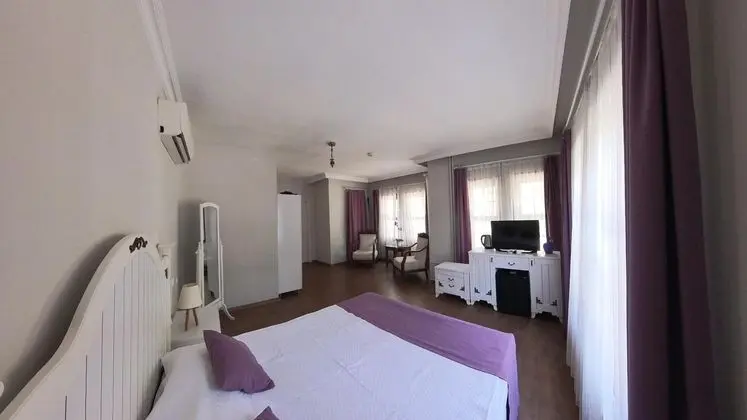 Mor Salkım Konağı - Oda