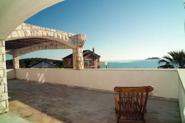 Villa More - 10m From sea - H