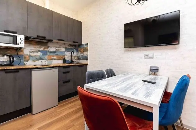 More Apartments na Estonskoy 37 k2 49 - Mutfak