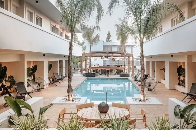 More Meni Residence, By Sentido