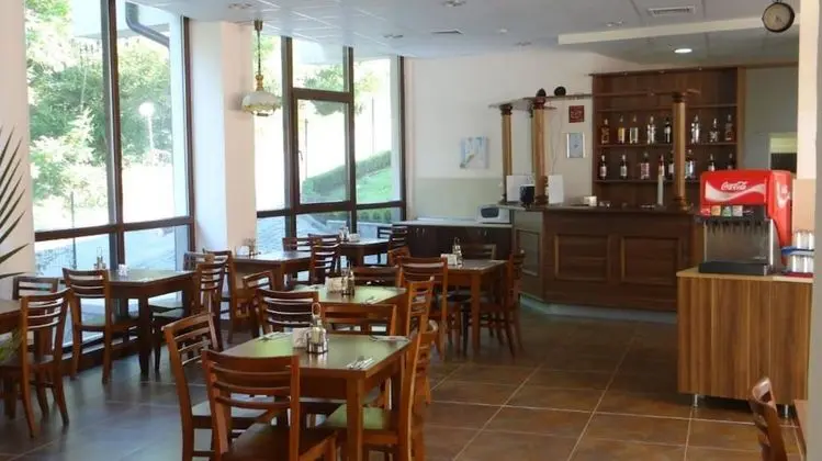 Moreto Seaside Aparthotel - Yerinde Yemek