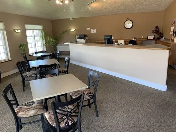 Morgan Inn And Suites - Lobi