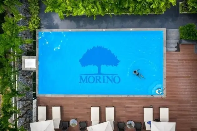 Morino Hotel Si Racha - Havuz
