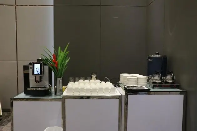 Morino Hotel Si Racha - Yerinde Yemek