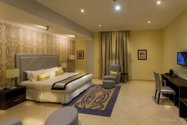 Morning Side Suites Etim Inyang - Oda