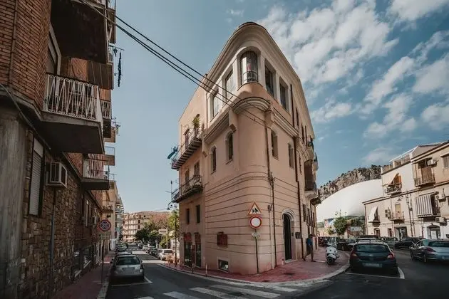 Moro Holiday Homes by Wonderful Italy