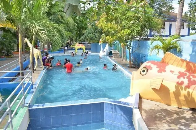 MorongStar Hotel and Resort - Havuz