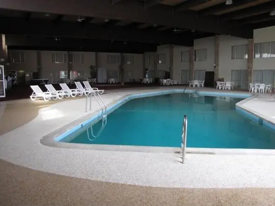 Morris Grand Hotel and Conference Center - Havuz