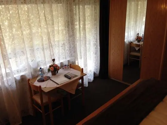 Mosel-Pension Gästehaus Christiane - Yerinde Yemek