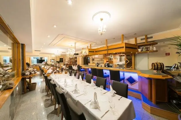 Hotel Moselsteig - Yerinde Yemek