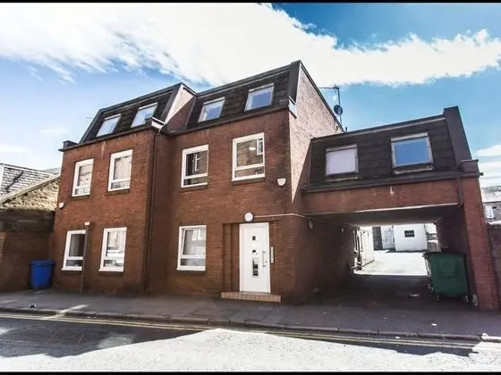 Mossie Apartment