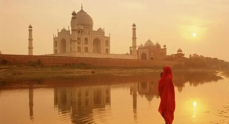 Mosutache Agra