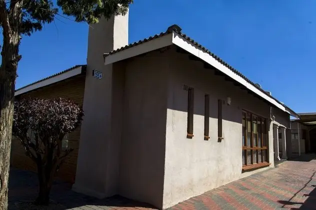 Motsolga Bed and Breakfast - 1
