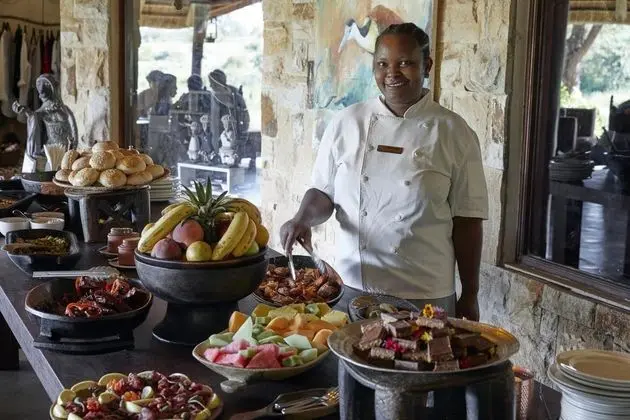 Motswari Private Game Reserve - Timbavati - Yeme / İçme