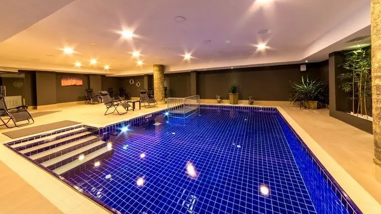 Motto Premium Marmaris - Havuz