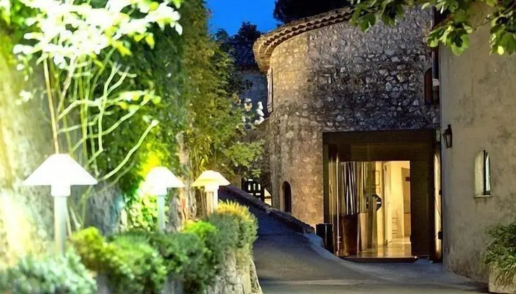 Moulin De Mougins