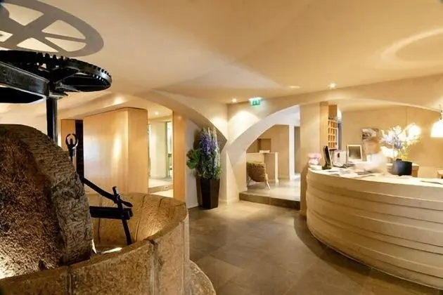 Moulin De Mougins - Lobi