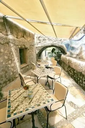 Moulin De Mougins - Yerinde Yemek