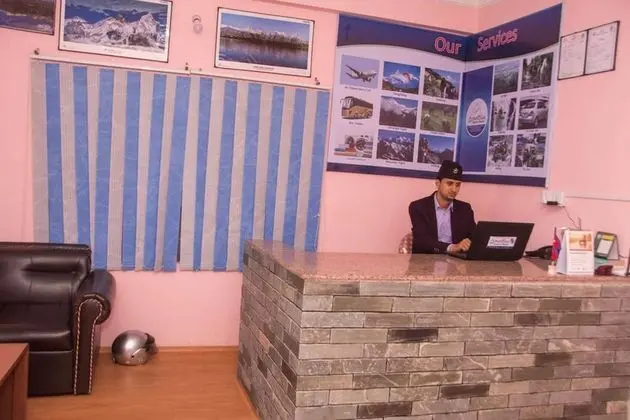 Mount Blue Tourist Hostel - Lobi