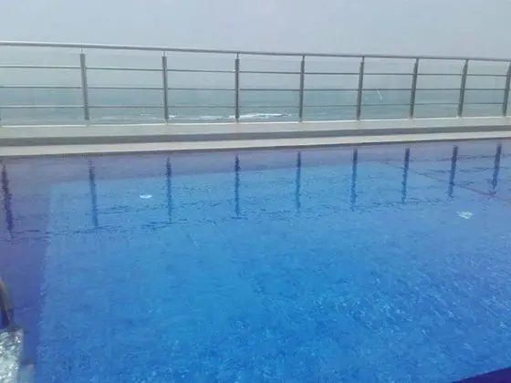 Mount Lavinia Ocean Residence - Havuz