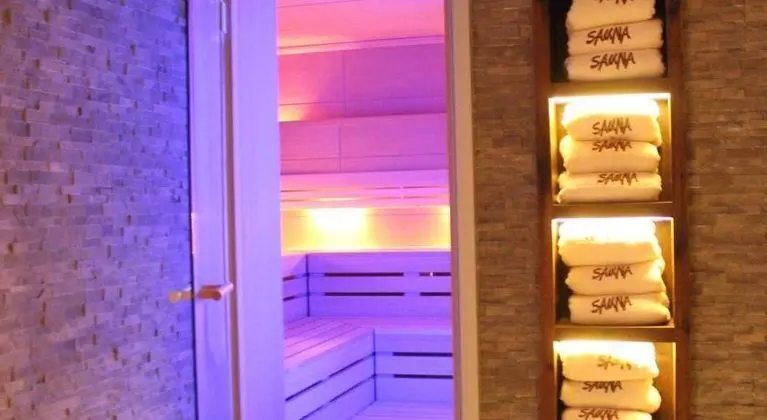Deluxe Oda, 1 Çift Kişilik Yatak (Deluxe Room Castle View, 1 King Bed)