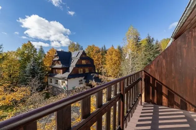 Mountain Apartment Kubińca by Renters