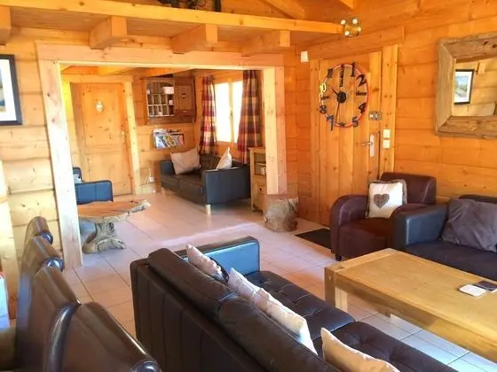 Mountain Chalet - Lobi