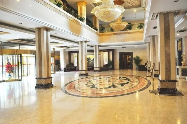 Mountain Villa Hotel - Lobi