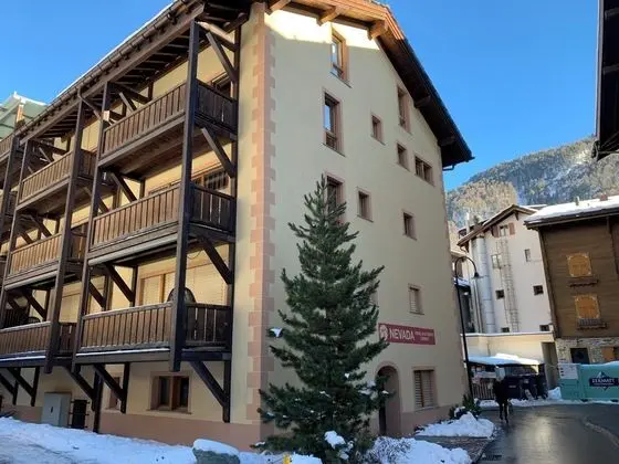Mountain Exposure Luxury Chalets & Penthouses & Apartments - Dış Mekan